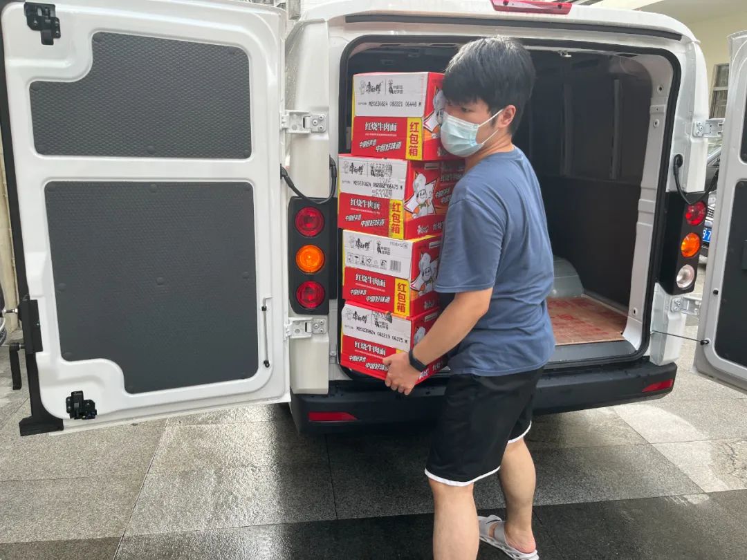 全力以赴，防洪防汛丨中裝建設(shè)積極支援防洪防汛一線